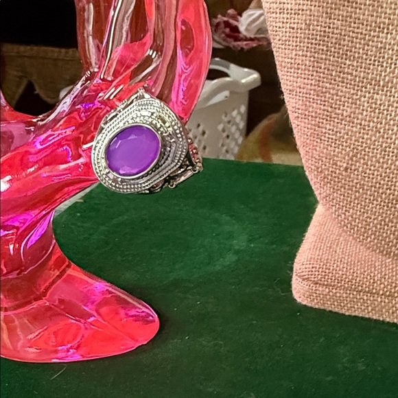 Elegant Purple Stone Silver Ring - Picture 1 of 6